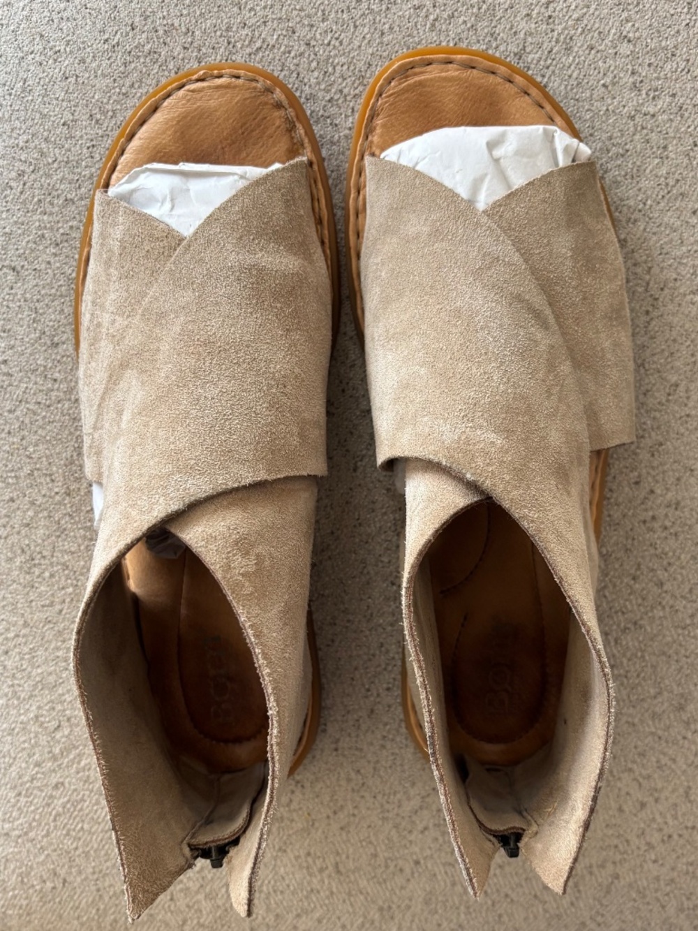 Born Iwa Taupe Suede Leather Sandals size 9/40.5